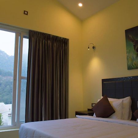 Hotel Golden Heritage Pahalgam Luaran gambar